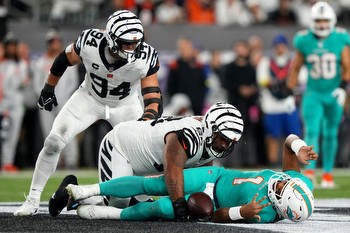 Dolphins’ Super Bowl Odds Fade to +2500 After Scary Tua Injury