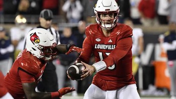 Duke vs. Louisville odds, props, predictions: Cardinals aim to keep pace in ACC with Week 9 win over Blue Devils