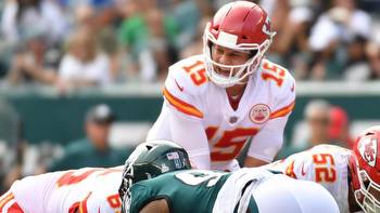 Eagles vs. Chiefs player props, odds, bets, 2023 Super Bowl picks: Patrick Mahomes sails over 1.5 touchdowns