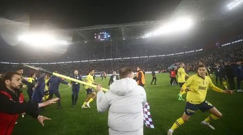 Fenerbahce call EGM to vote on whether to pull out of Turkish Super Lig after violence at Trabzonspor