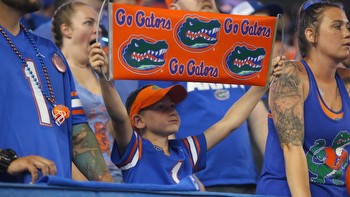 Florida Football: Betting odds SEC opener Tennessee Volunteers Monday