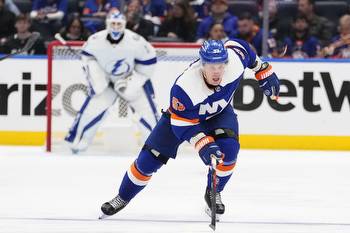 Flyers vs. Islanders predictions, picks, stats & odds for today’s NHL