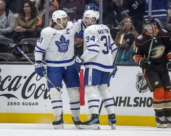 Flyers vs. Maple Leafs picks and odds: Bet on Toronto’s offence to score