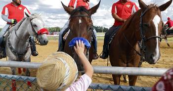 'Folks think we are crazy': Colonial Downs will switch to weekend dates in an attempt to draw better crowds