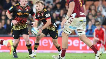 Forced rest of Damian McKenzie takes entertainment out of Super Rugby Pacific