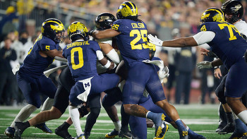 Four First-Teamers Represent U-M on All-Big Ten Defensive Team