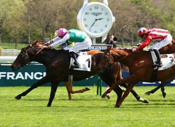 Frankel's Flight Leader Battles To Noailles Victory In Paris