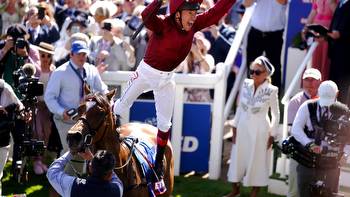 Frankie Dettori WINS Epsom Oaks to set up dream Derby farewell as nation gets behind world's most famous jockey