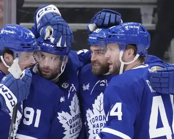 Game 3 Maple Leafs vs. Panthers playoff picks and odds: Bet on Toronto to win and the under