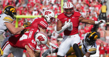 Gameday watch guide: Wisconsin Badgers vs. Iowa preview and notes