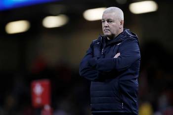Gatland says would be hard for Howley to join Lions coaching staff