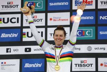 Golden moment at Track Worlds for Jennifer Valente with Omnium win