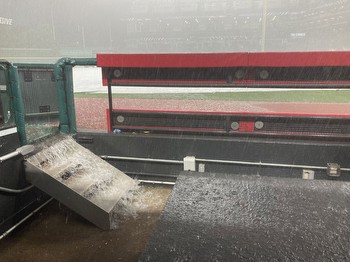 Guardians game Wednesday vs. Dodgers suspended, set to resume Thursday prior to series finale