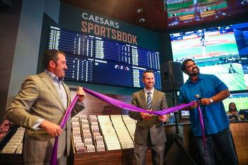 Harrah’s sportsbook reopens with bet from Jonathan Ogden