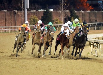 Honor Code's Honor Marie Pounces to Victory in Kentucky Jockey Club