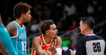 How To Watch, Listen, Bet on Hawks at Hornets