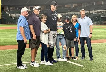 How Yankees’ Aaron Judge celebrated with family, teammates after record-setting home run