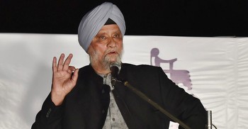 Indian spin legend Bishan Singh Bedi dies