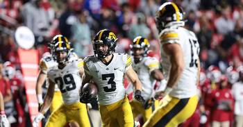 Iowa Football: Are Lineup Changes Needed to Help the Hawkeye Offense?
