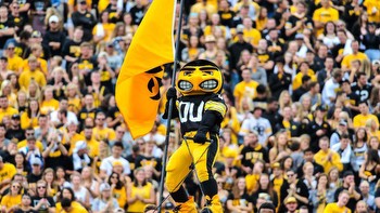 Iowa Football: CFN predicts ‘time’ will determine Penn State game