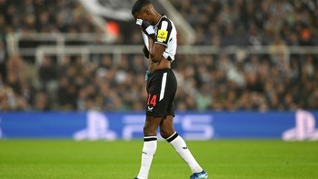 Is Alexander Isak fit to play for Newcastle this weekend? Eddie Howe confirms striker is struggling with groin problem