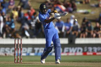 Is KL Rahul India's best No. 5 bet in ODIs?