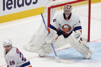 Islanders vs. Bruins prediction: NHL odds, picks, best bets