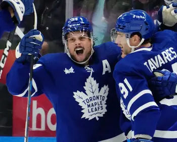 Islanders vs. Maple Leafs prop picks: Bet on John Tavares to score