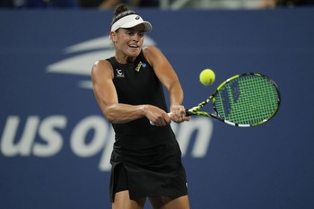 Jennifer Brady vs Caroline Wozniacki preview, head-to-head, prediction, odds, and pick