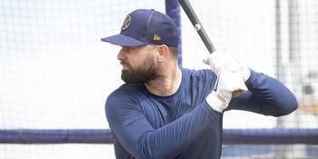 Jesse Winker plays 1st spring game with Brewers