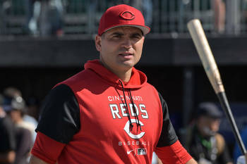 Joey Votto Discusses Rehab From Shoulder Surgery