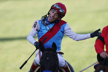 John Velazquez rides 1,000th winner at Saratoga