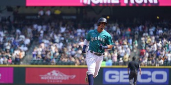 Josh Rojas Preview, Player Props: Mariners vs. Reds