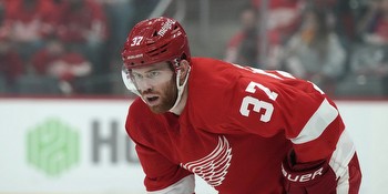J.T. Compher Game Preview: Red Wings vs. Islanders