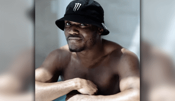 Kamaru Usman responds to ‘dummies’ buying into #UFC294 injury rumors