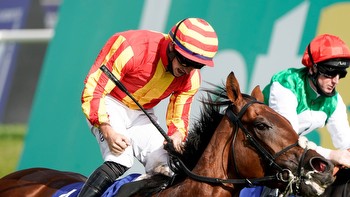 Khaadem rallies home in Cazoo Scarbrough Stakes as William Buick lands a treble