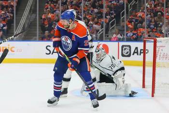 Kings vs. Oilers odds, prediction: Will Edmonton bounce back in Game 2?