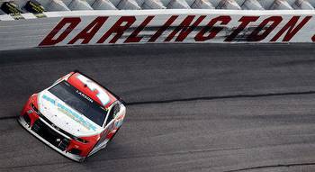 Kyle Larson is odds-on favorite to win Goodyear 400