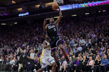 Lakers vs. Kings Picks, Predictions & Odds Tonight