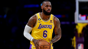 Lakers vs. Suns prediction, odds, line, spread, time: 2023 NBA picks, Oct. 26 best bets from proven model