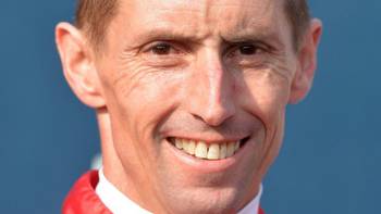 Leading jockey Nash Rawiller banned for 15 months for breaching betting rules