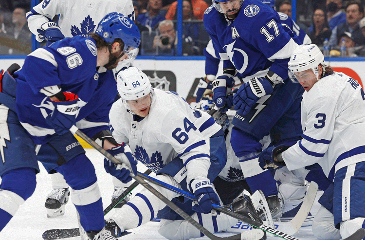 Lightning vs Maple Leafs Odds, Picks and Predictions Tonight