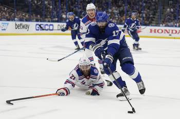 Lightning vs. Rangers predictions, picks and odds for Tuesday, 10/11