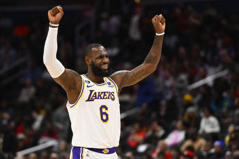 Los Angeles Lakers vs. Atlanta Hawks prediction and odds (Back LeBron to light up his points prop on his birthday)
