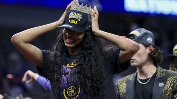 LSU, UConn lead preseason odds for women's basketball championship