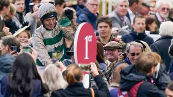 Luke Morris rides 2000th UK winner