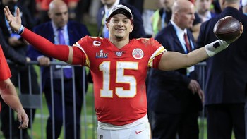 Mahomes and Kelce vs Curry and Thompson: Odds and Favorites for “The Match”