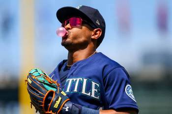 Mariners, Julio Rodríguez agree to potentially record-breaking contract