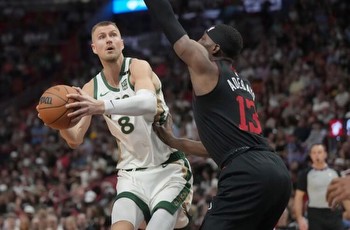 Mavericks vs Celtics Picks, Predictions & Odds Tonight