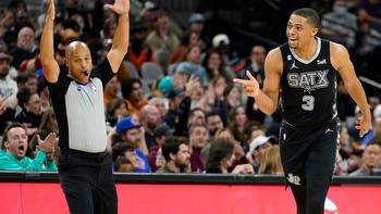 Mavericks vs. Spurs: Lineups, odds, injuries, TV info for Saturday